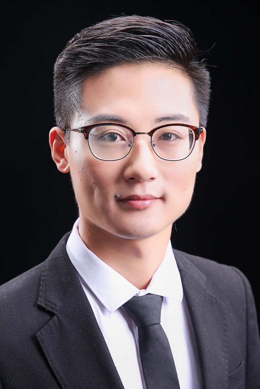 吕政明