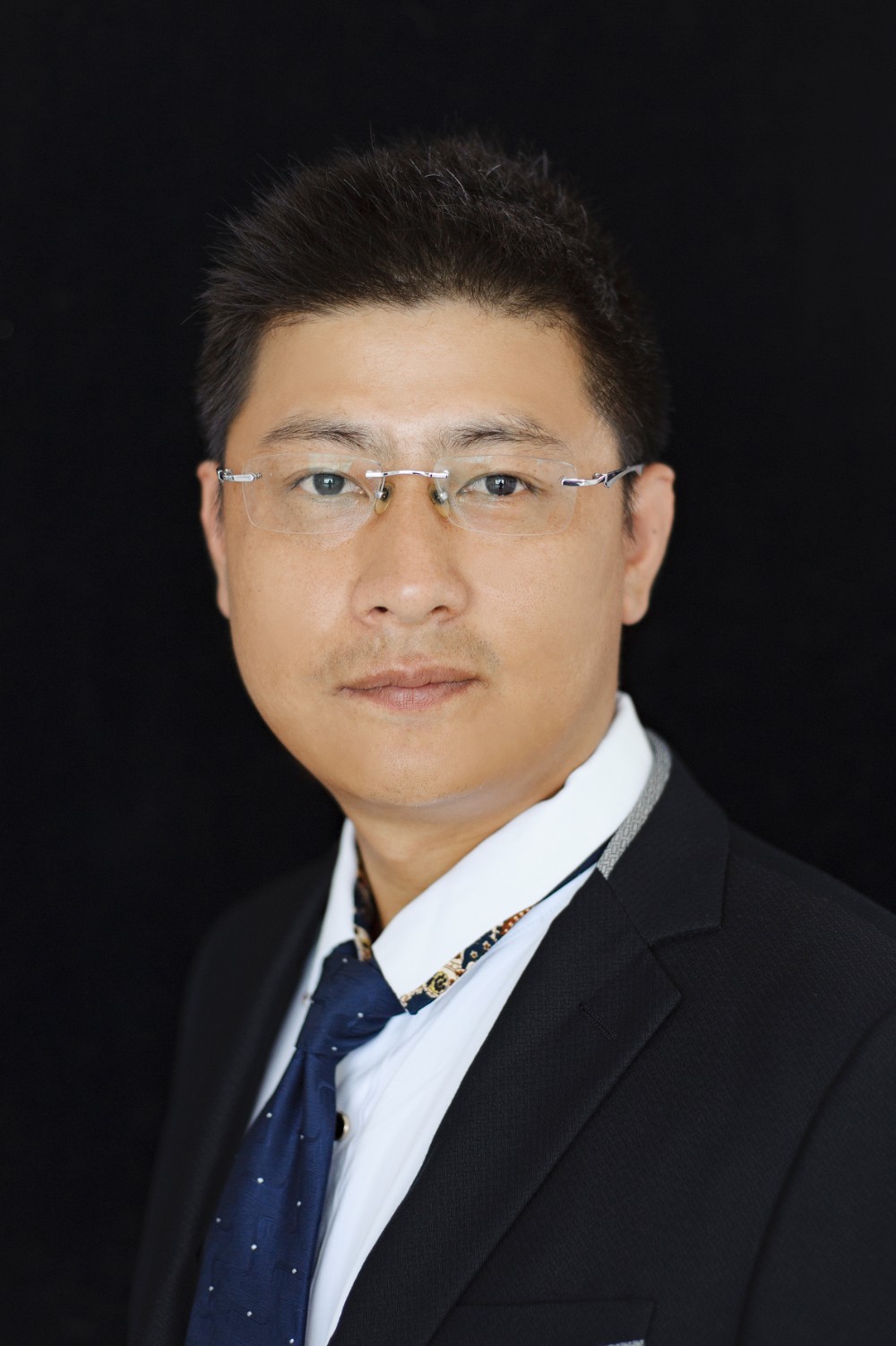 杨龙