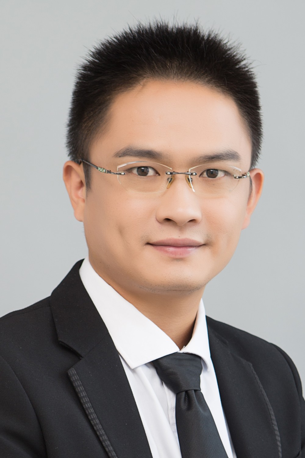 吴志平