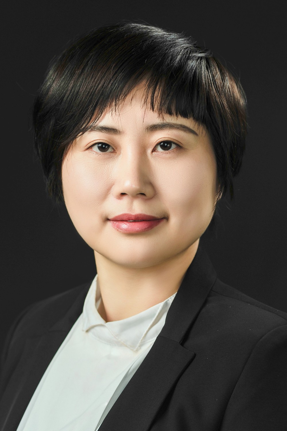 汪佳