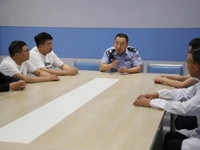 凤凰派出所来我院开展打击整治网络谣言宣传活动